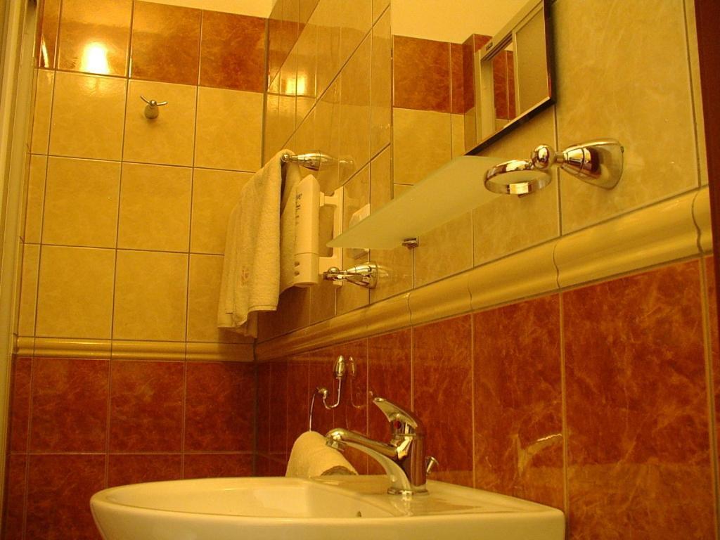 Hotel Regius Opole Værelse billede